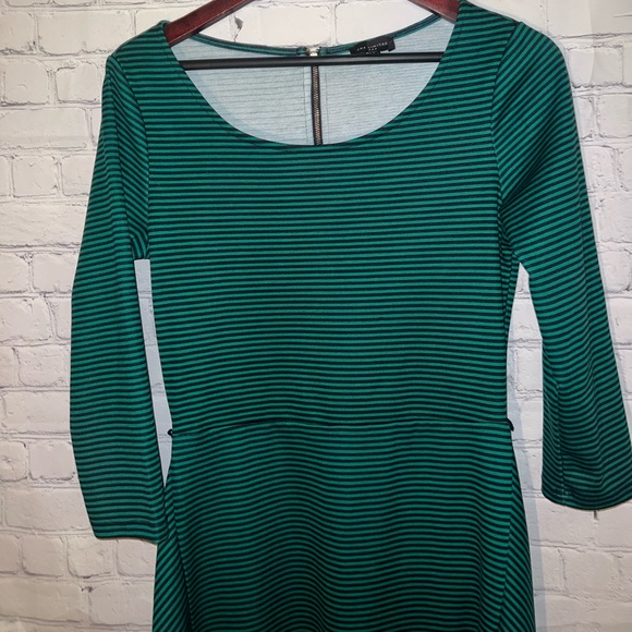 the limited green & black striped long sleeve dress size S - Picture 6 of 11